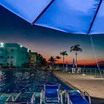 Golden Lake Residence Apart Hotel